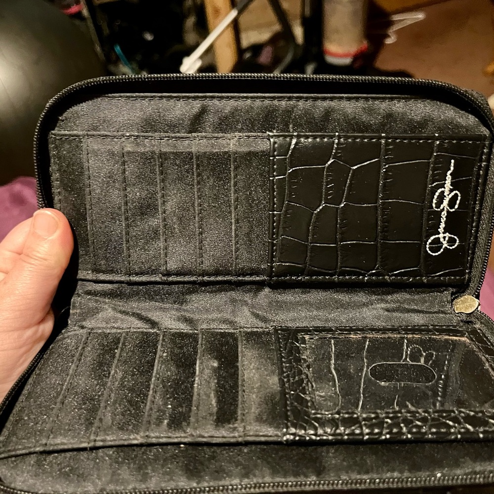 Jessica Simpson Wallet - Picture 3 of 3